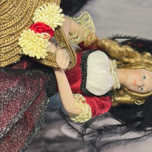 Vintage Porcelain Victorian Dresser Half Doll or Tassel Doll Stand & Hang Option - Picture 8 of 16